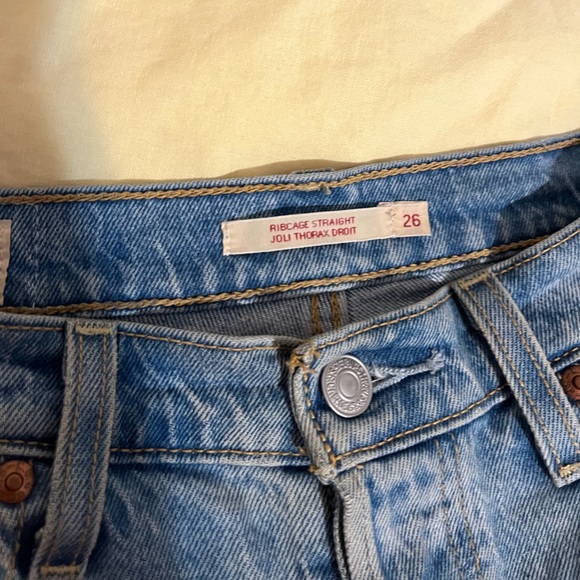 Levi’s Ribcage Straight Ankle - Picture 4 of 8